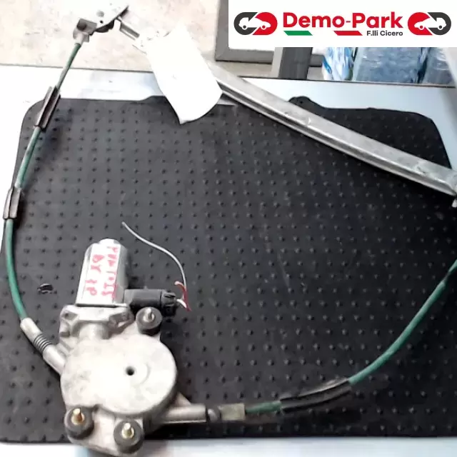 ALZAVETRO ANT. DX Fiat PUNTO 55 - I SERIE  0