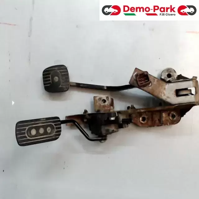 PEDALIERA Nissan MICRA K12 ILL. 0