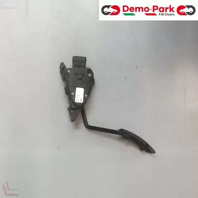 PEDALE ACCELERATORE  Suzuki SWIFT 49400-62J70-XA1 0
