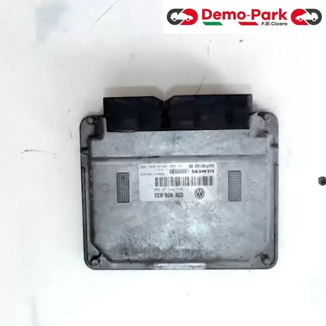 CENTRALINA MOTORE Volkswagen POLO 9N - 1.2 SIEMENS 5WP40163 05  03E 906 033 0