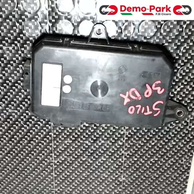 CENTRALINA ALZAVETRO ANT DX 3P Fiat STILO - 3P  0