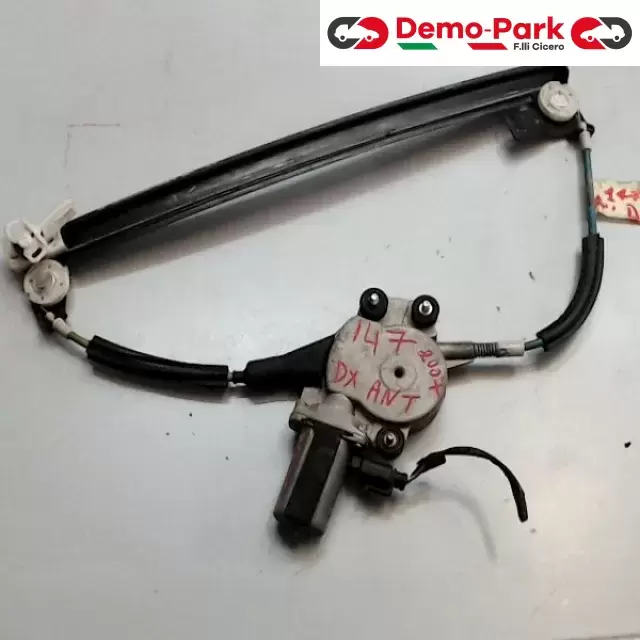 ALZAVETRO ANT. DX Alfa Romeo 147  0