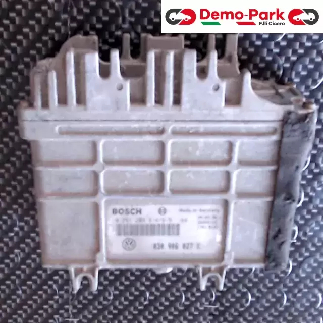 CENTRALINA MOTORE Volkswagen POLO 6N1 - 1.4 BOSCH0 261 203 914/915   030 906 027 K 0