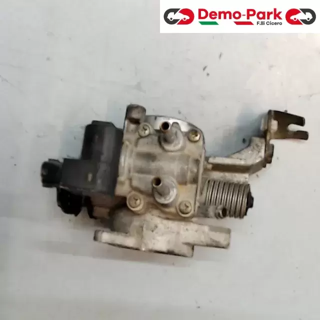 CORPO FARFALLATO Toyota YARIS  1