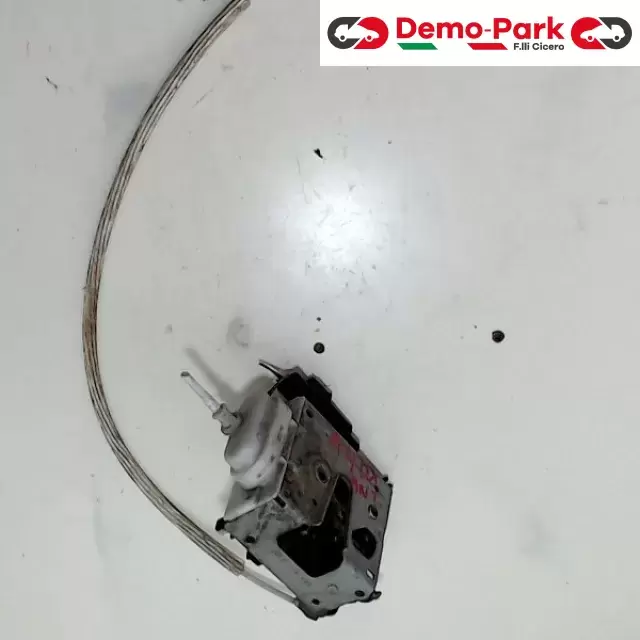 SERRATURA ANT. DX Audi A4  0