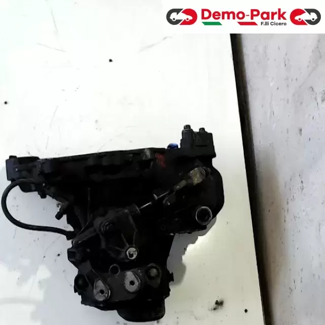 CAMBIO CORSA Opel CORSA C - 1.3 CDTI  0