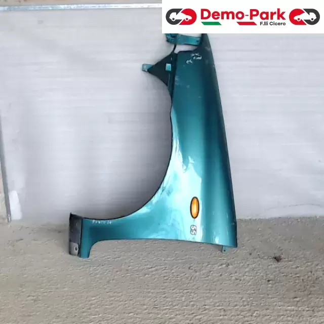 PARAFANGO SX Fiat PUNTO 55 - I SERIE  0