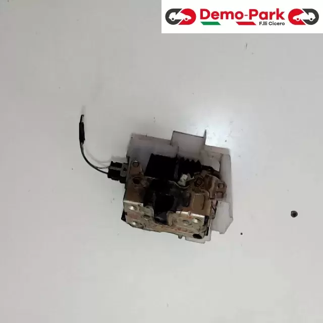 SERRATURA ANT. DX Renault SCENIC  1