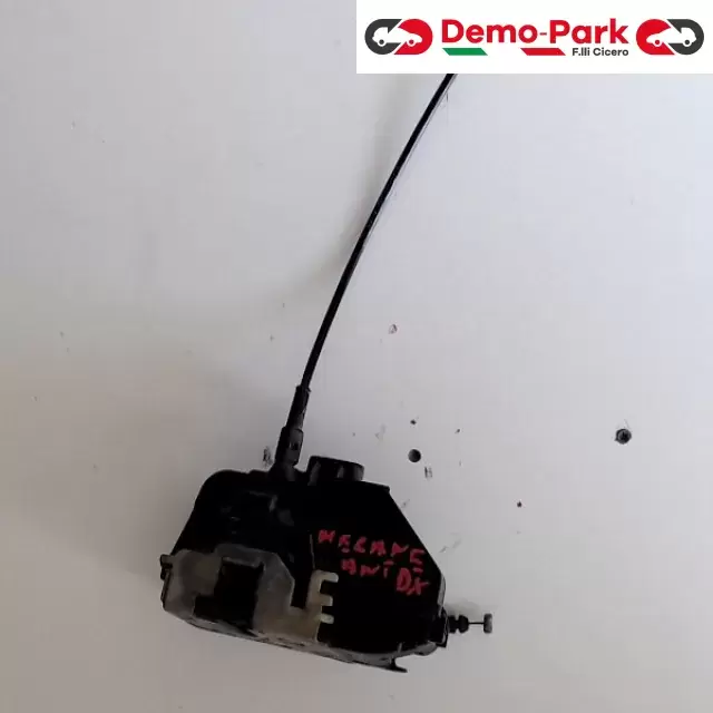 SERRATURA ANT. DX Renault MEGANE  1