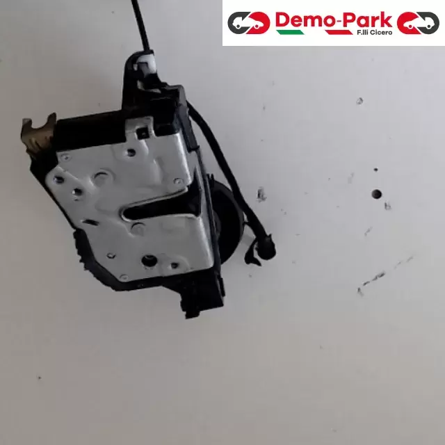 SERRATURA ANT. DX Bmw 320 E 46 D - 150 CV  2