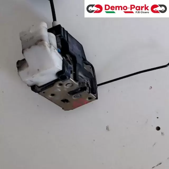 SERRATURA ANT. DX Lancia Y  2