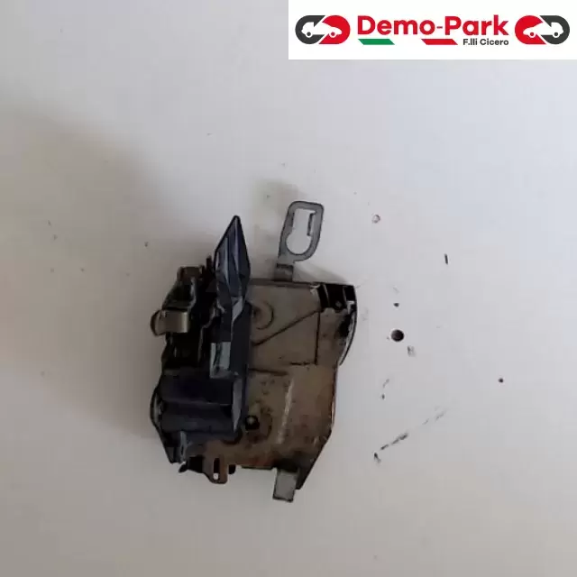 SERRATURA ANT. SX Bmw 320 - COMPACT  1