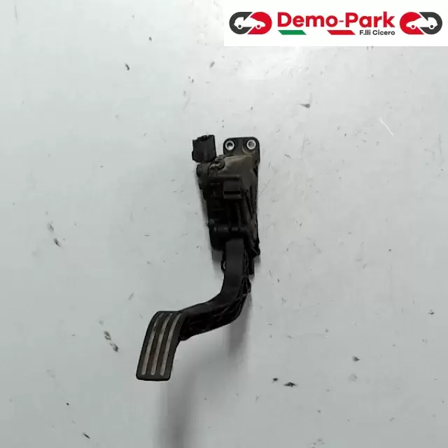 PEDALE ACCELERATORE  Ford FIESTA - 1.4 TDCI 6PV 008 567-00 0