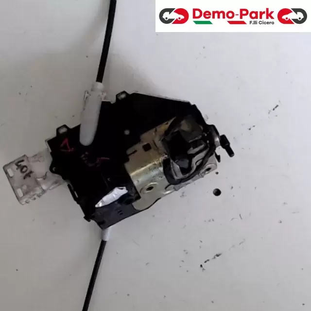 SERRATURA ANT. DX Peugeot 407  0