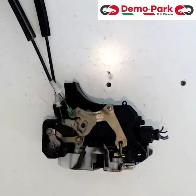 SERRATURA ANT. SX Mitsubishi COLT  0