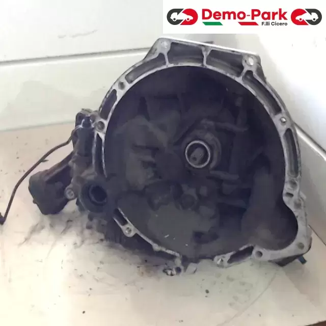 CAMBIO FIESTA Ford FIESTA - TECHNO STUDIO - 1.3  0