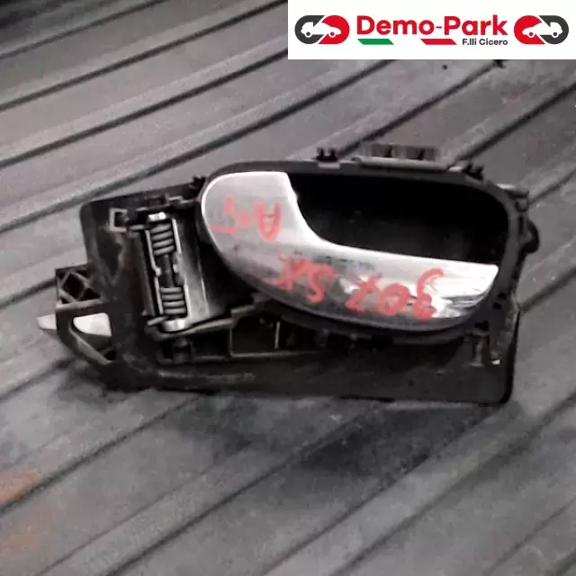 MANIGLIA INTERNA SX - ANTERIORE Peugeot 307  0