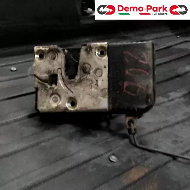 SERRATURA ANT. DX Peugeot 206  0