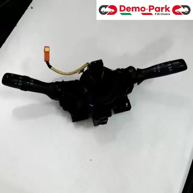 CAMBIO LUCE Toyota YARIS  0