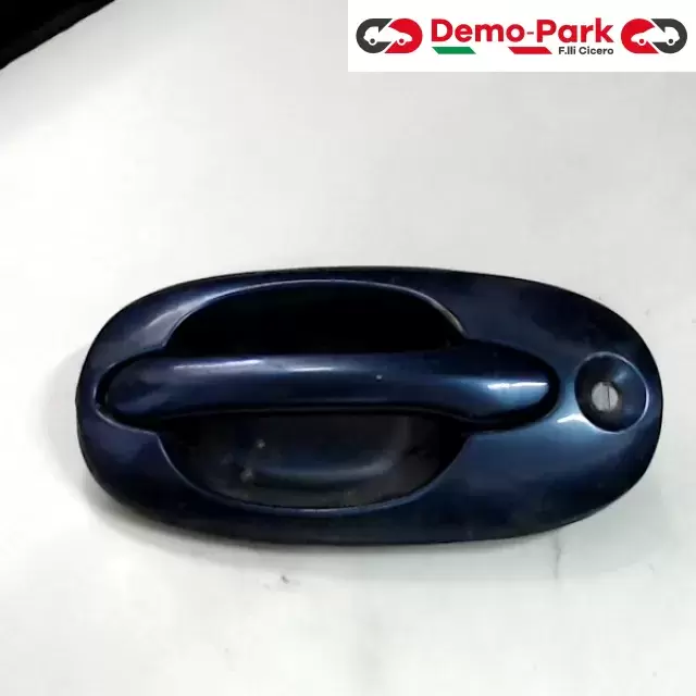 MANIGLIA ESTERNA SX - ANTERIORE Kia CARNIVAL  0