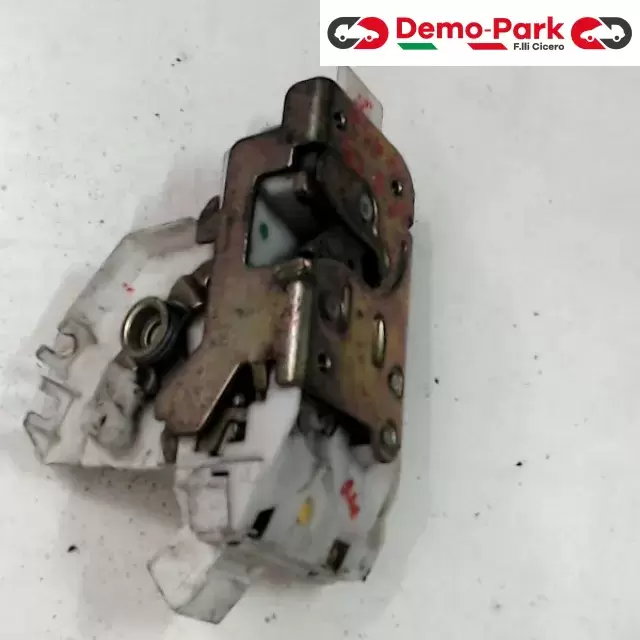 SERRATURA ANT. DX Ford FOCUS  0