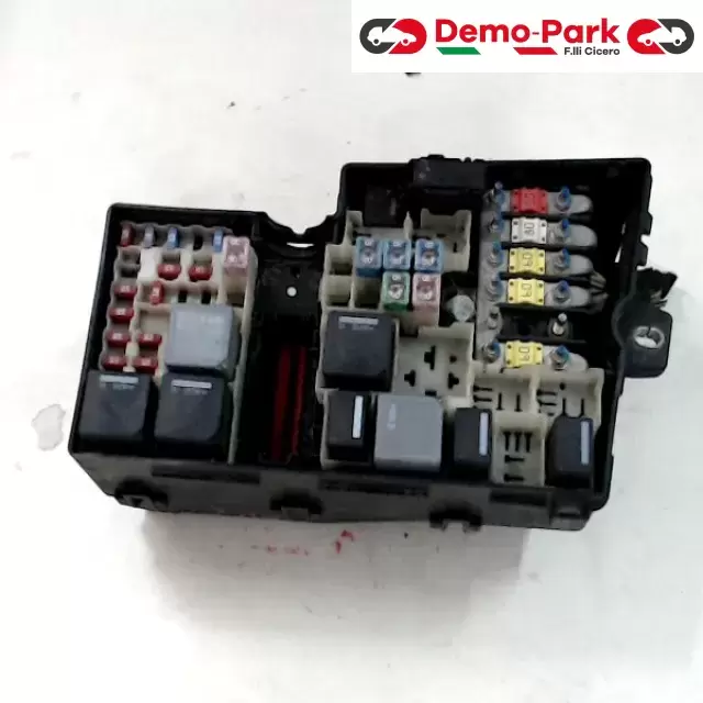 BODY COMPUTER Ford C-MAX 00080A000G00   6U75309  060606 0
