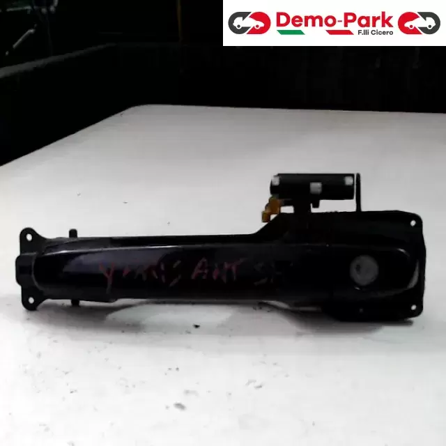 MANIGLIA ESTERNA SX - ANTERIORE Toyota YARIS  0
