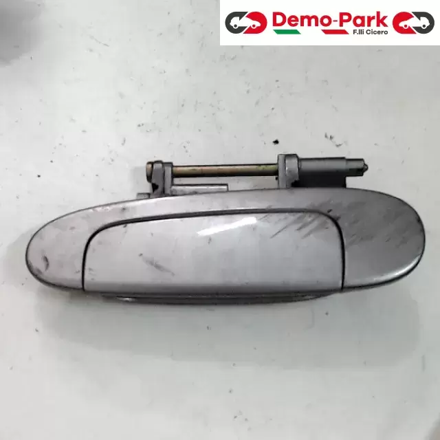 MANIGLIA ESTERNA SX - POSTERIORE Toyota YARIS  0