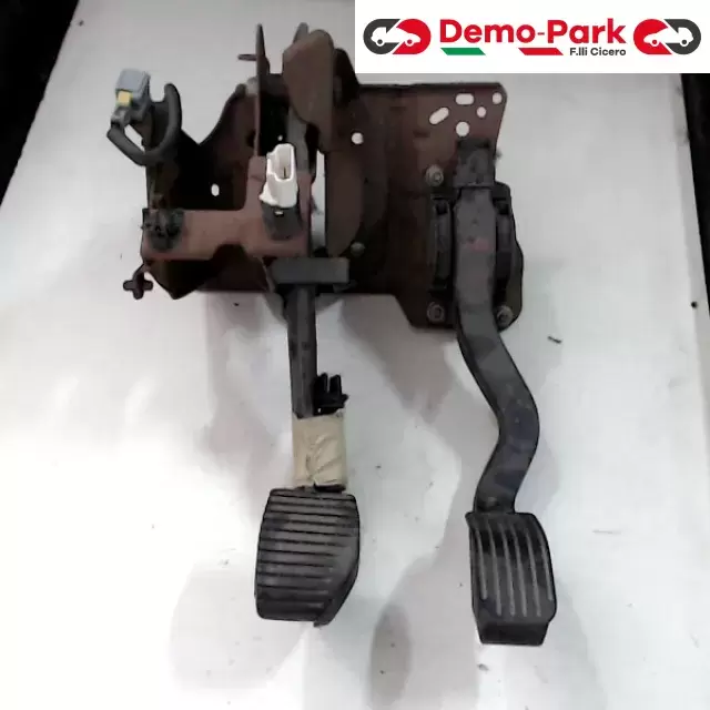 PEDALIERA  CitroЁn C3 ILL. 0