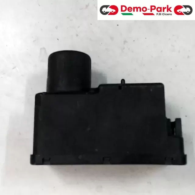 CHIUSURA CENTRALIZZATA - POMPA Volkswagen PASSAT  0