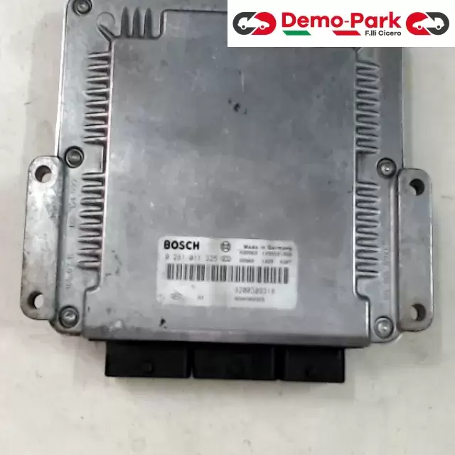 CENTRALINA MOTORE Renault LAGUNA - 2.2 DCI BOSCH 0 281 011 325   8200309318 0