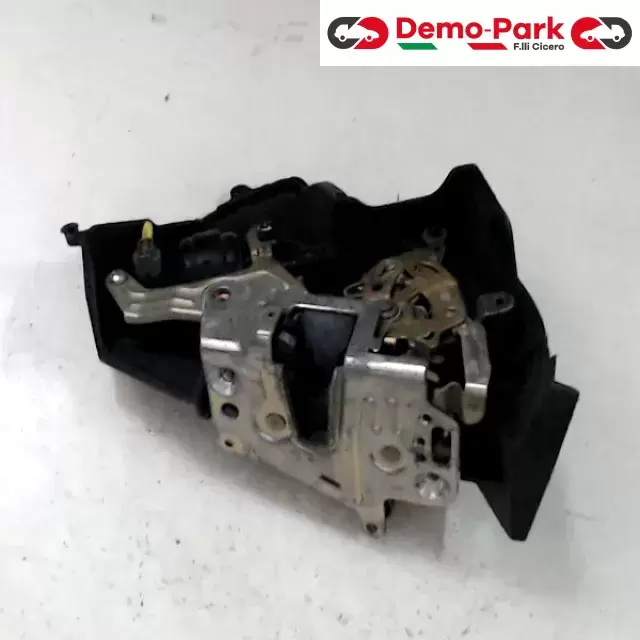 SERRATURA POST. DX Mercedes-benz Classe C  0