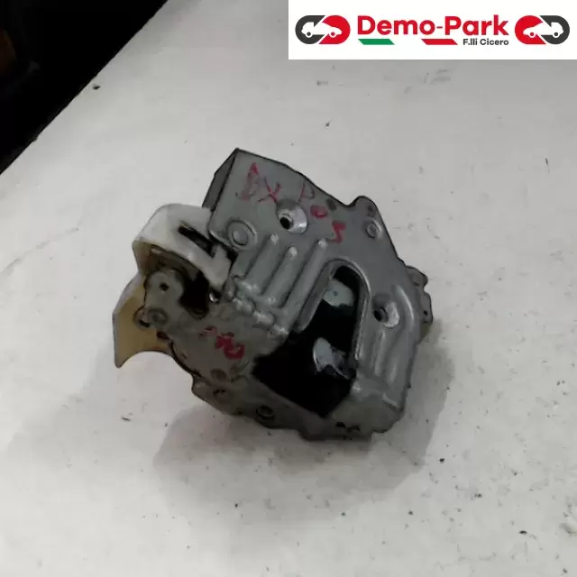 SERRATURA POST. DX Mercedes-benz 190 E - W 201  0