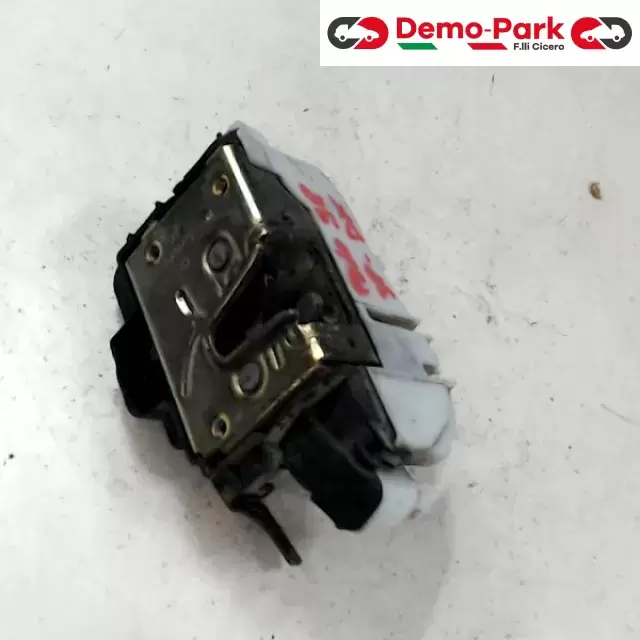 SERRATURA ANT. DX - 3P Volkswagen POLO 6N  0