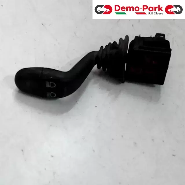 COMANDO FRECCE Skoda FELICIA  0