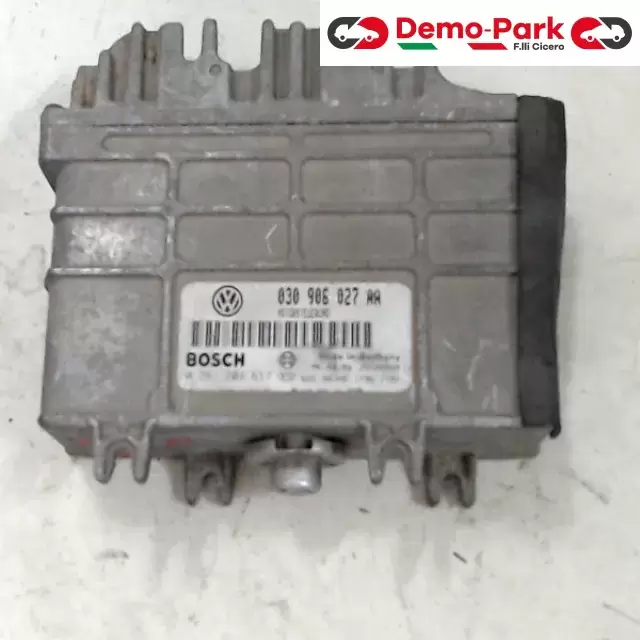 CENTRALINA MOTORE Volkswagen POLO - 1.4 BOSCH 0 261 204 617  030 906 027 AA 0