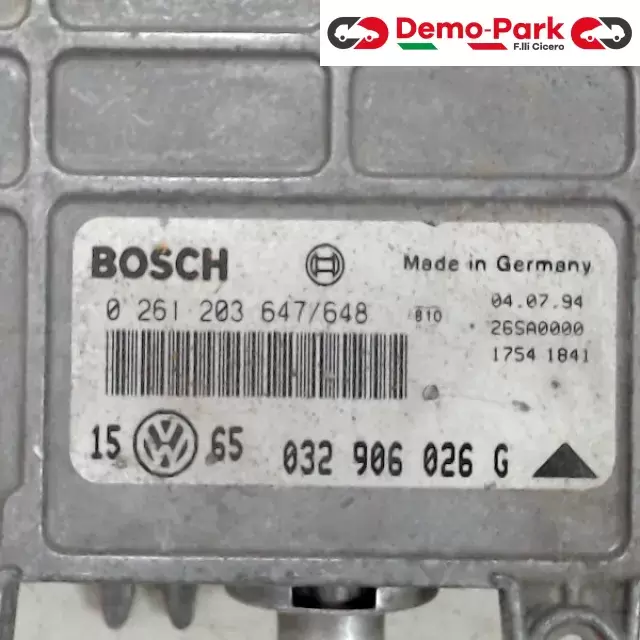 CENTRALINA MOTORE Volkswagen GOLF III - 1.6 BOSCH 0 261 203 647/648     032 906 026 G 1