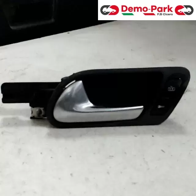 MANIGLIA INTERNA ANT. - SX Volkswagen GOLF V  0