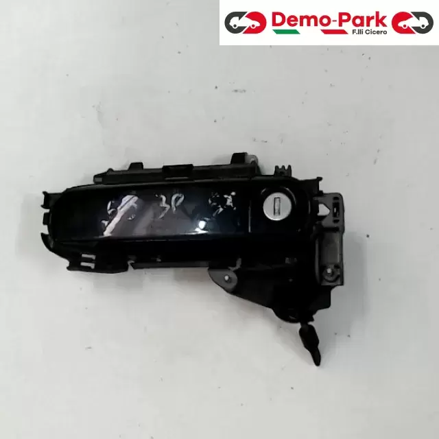 MANIGLIA ESTERNA SX - ANTERIORE 3P Audi A3  0