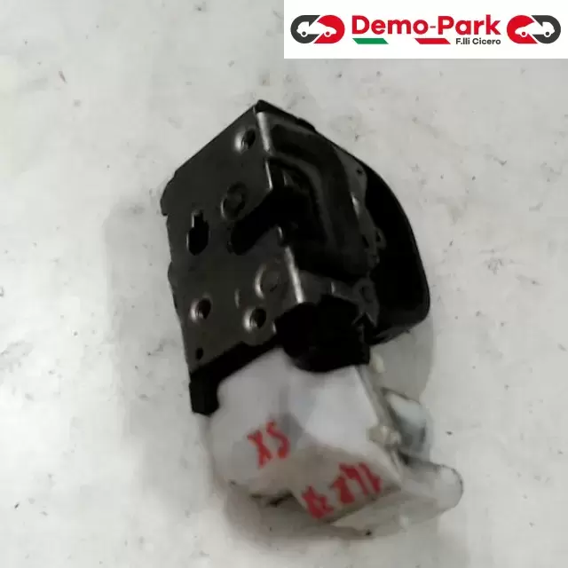 SERRATURA ANT. SX - 3P Alfa Romeo 147  0