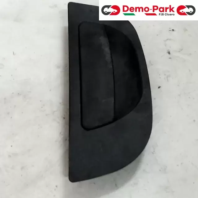 MANIGLIA ESTERNA DX - POSTERIORE Alfa Romeo 147  0