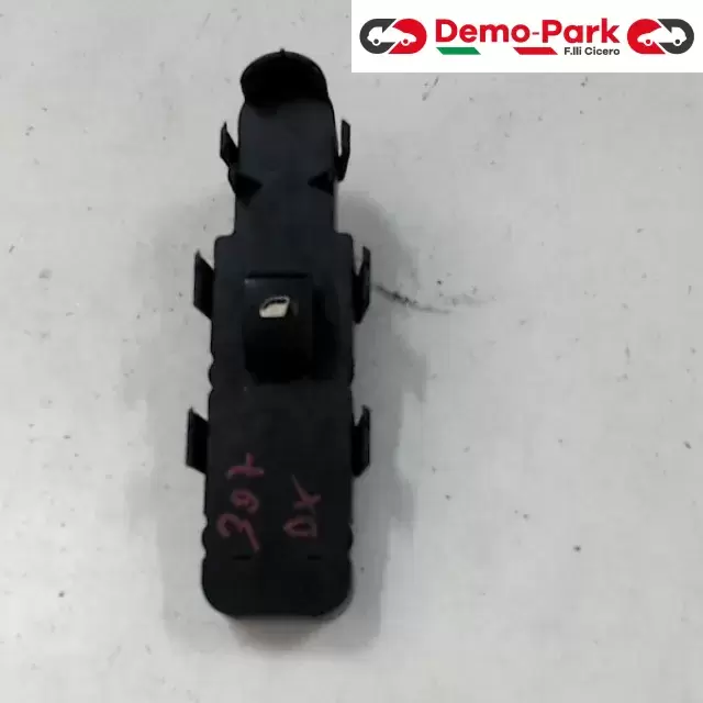 PULSANTIERA DX Peugeot 307  0