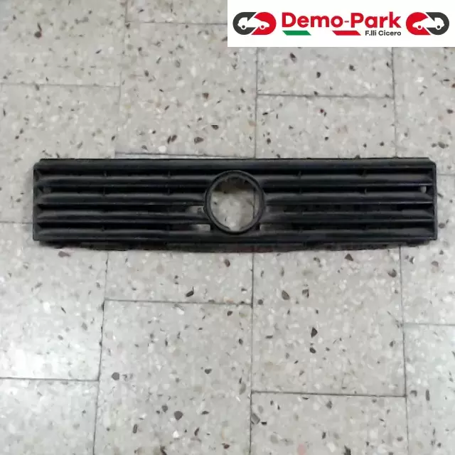 MASCHERINA ANTERIORE Volkswagen POLO  0