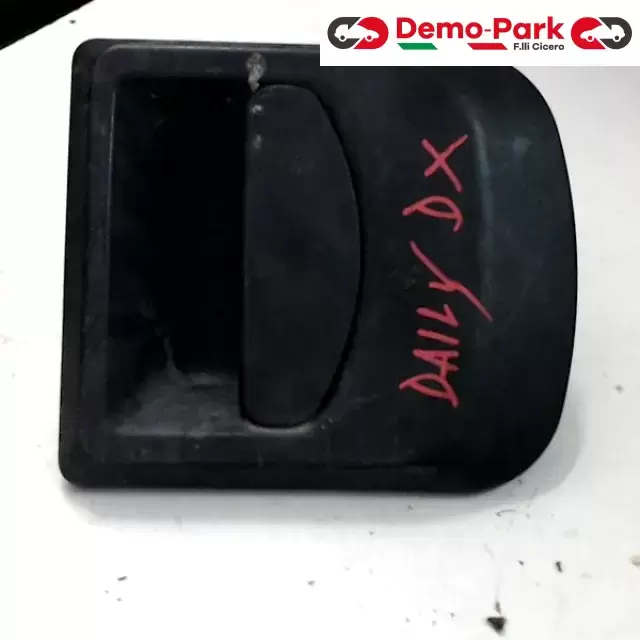 MANIGLIA ESTERNA DX - ANTERIORE Iveco DAILY  0