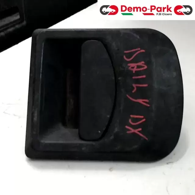 MANIGLIA ESTERNA DX - ANTERIORE Iveco DAILY  0