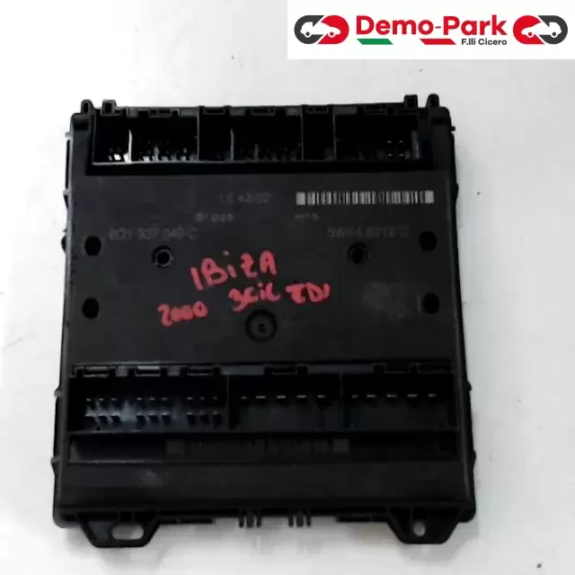 BODY COMPUTER Seat IBIZA - 1.4 TDI 5WK48212C   6Q1 937 049 C 0
