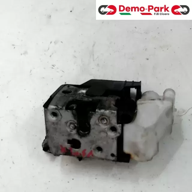 SERRATURA ANT. SX Lancia Y  1