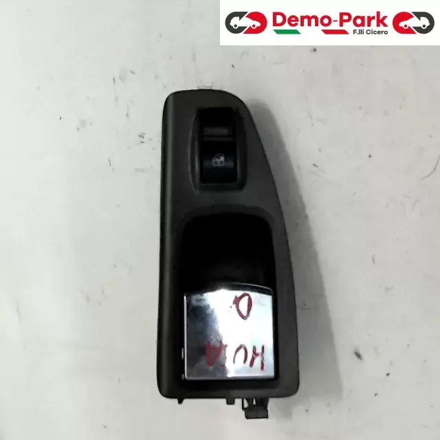 PULSANTIERA POST. DX Lancia MUSA  0