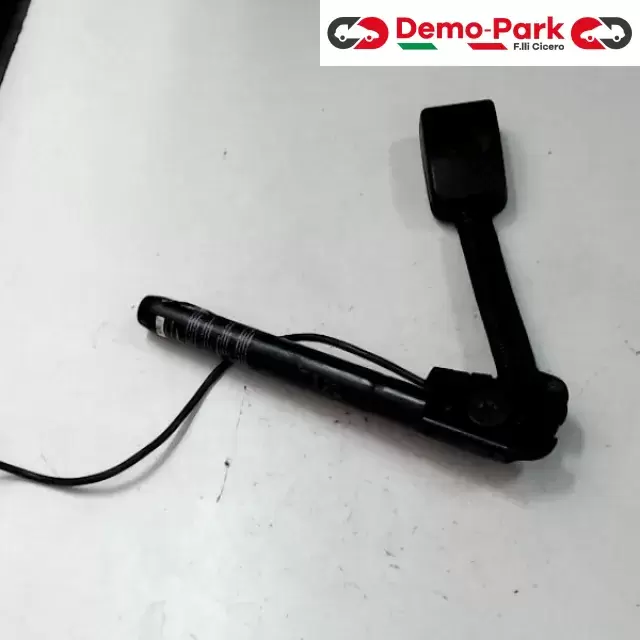 GANCIO POST. SX - CINTURA DI SICUREZZA Ford FIESTA  0