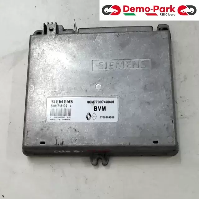 CENTRALINA MOTORE Renault CLIO - 1.2 SIEMENS S101718102 P    HOM7700749946 0
